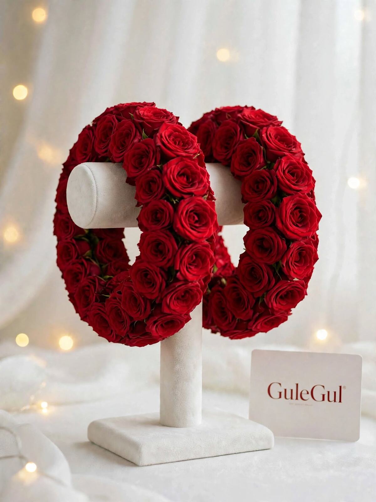 Red Rose Gajra — GuleGul Flowers